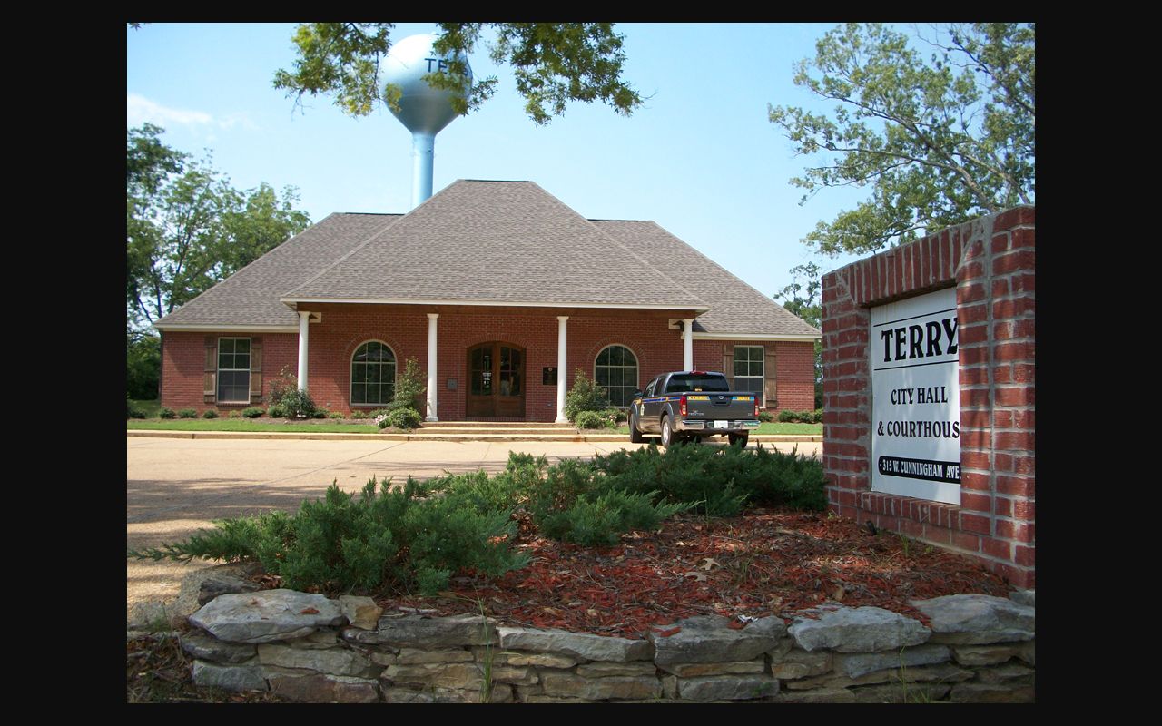 Terry court records City Hall access point